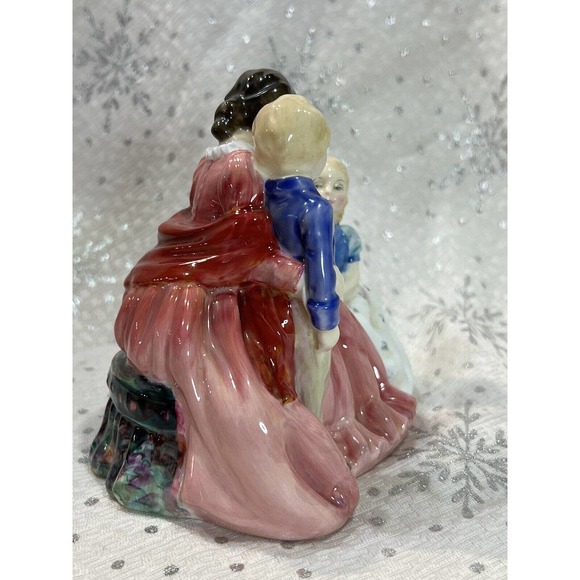 Vintage Royal Doulton, “Bedtime Story”, HN1059, Figurine Excellent Cond, 1949 - Picture 11 of 14